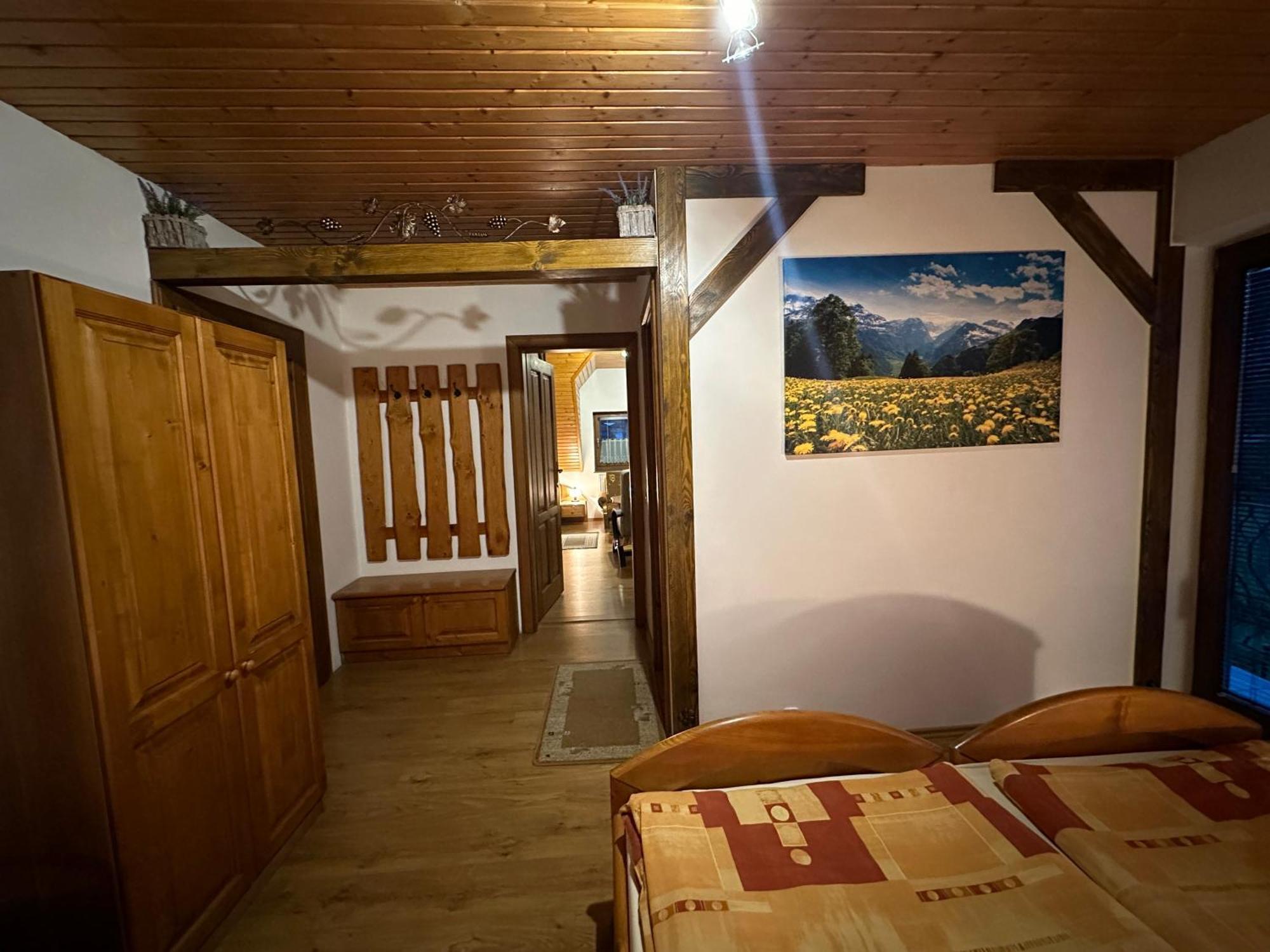 Penzion Farkys Jamnik  Kültér fotó